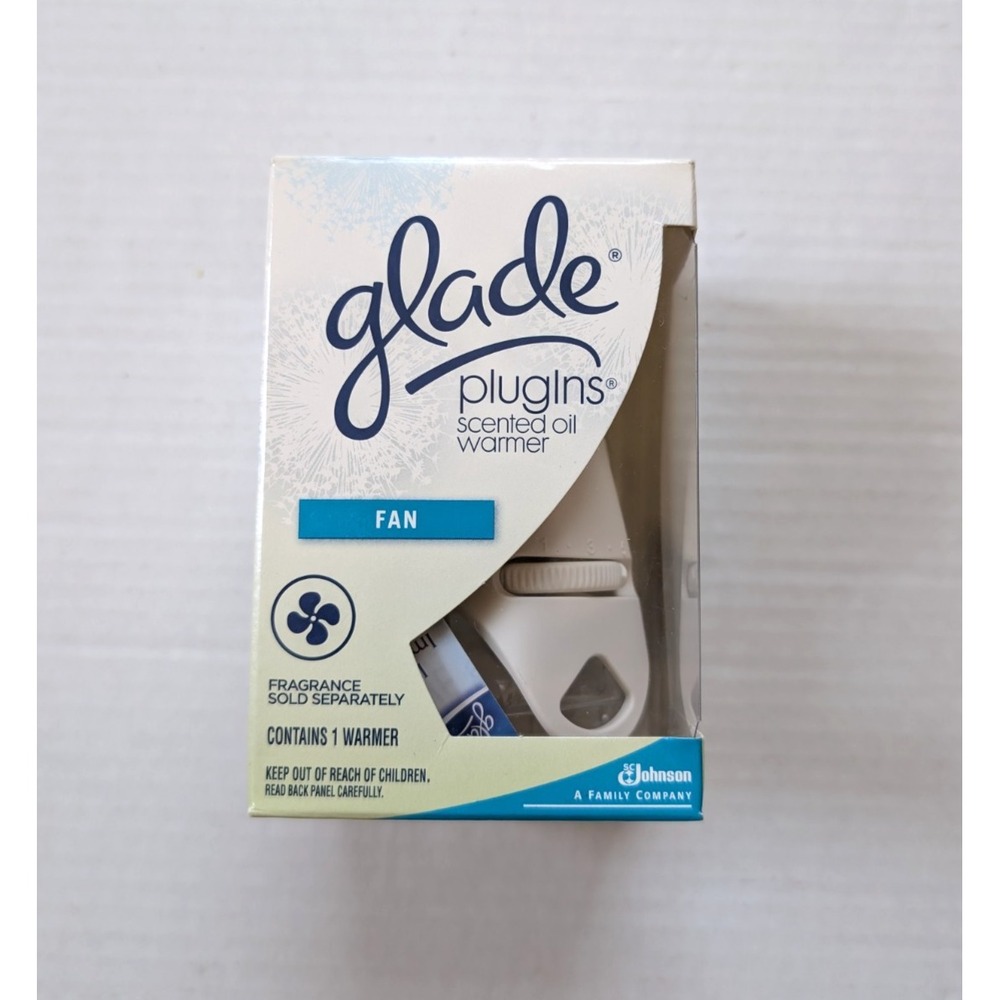 NIB Glade Plugins Fan Scented Oil Warmer NO REFILLS